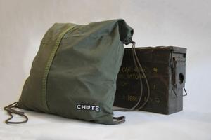CHUTE Bag